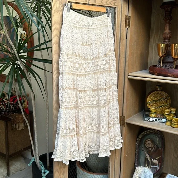 Multiples Cream Lace Tiered Maxi Skirt - Picture 11 of 11